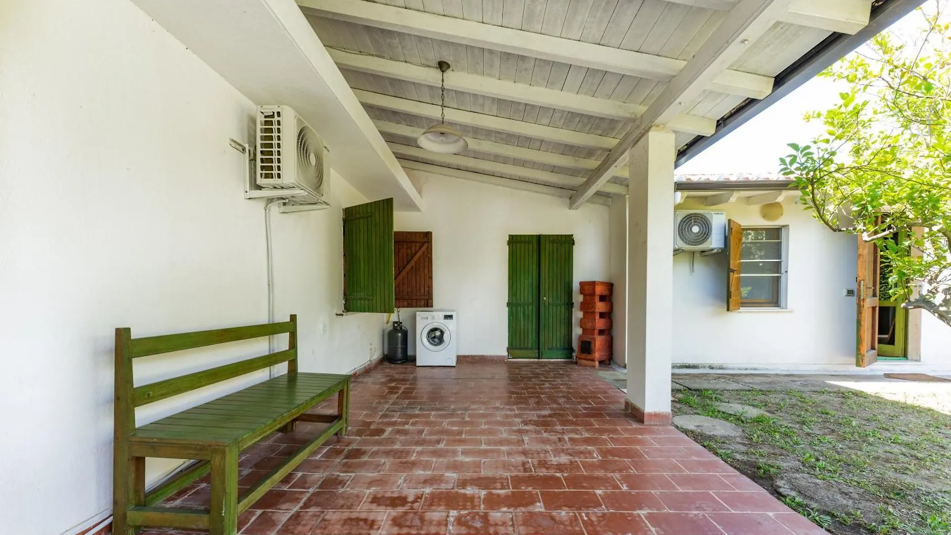 Villa Giardino Del Melograno Quartu SantʼElena 0*,  Italia