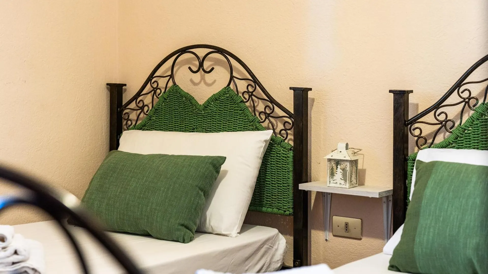 Casa vacanze Villa Giardino Del Melograno Quartu SantʼElena